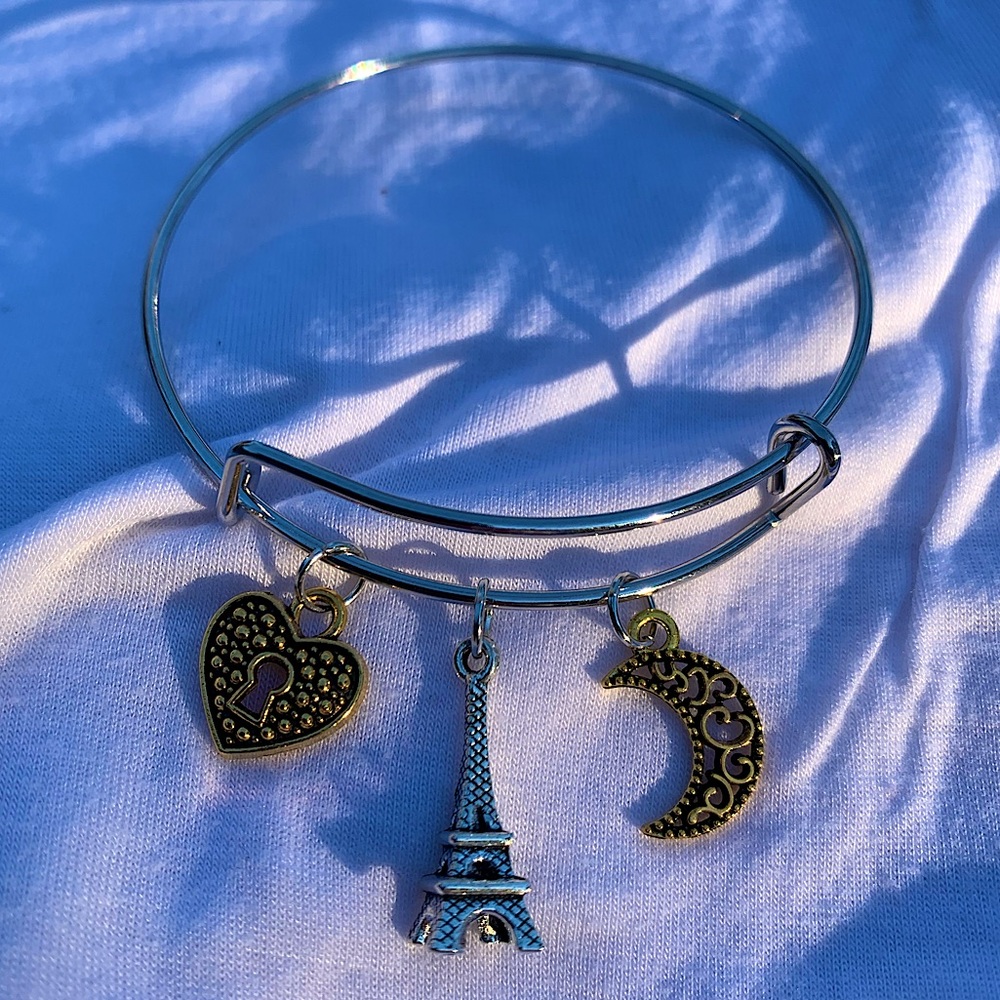 Brand New! Handmade! Adjustable Charm Bangle Bracelet!